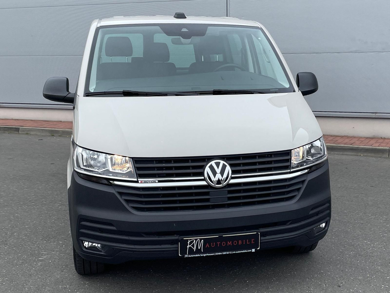 Volkswagen T6.1 Transporter 2.0 TDI lang 4MOTION SITZHZ NAV - Voiture: photos 3 Volkswagen T6.1 Transporter 2.0 TDI lang 4MOTION SITZHZ NAV - Voiture: photos 3