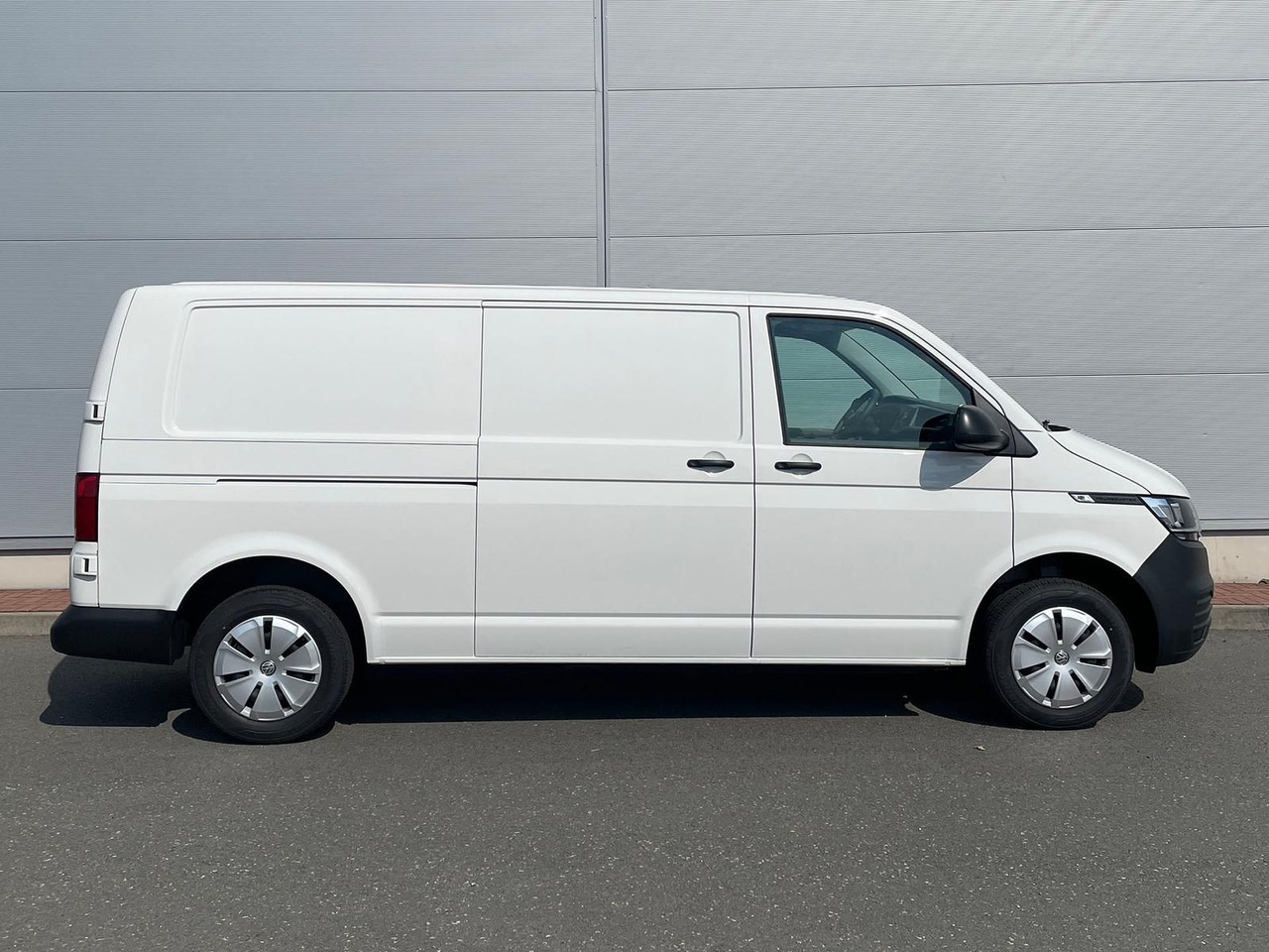 Volkswagen T6.1 Transporter LR 2.0 TDI KLIMA PDC - Fourgon utilitaire: photos 5 Volkswagen T6.1 Transporter LR 2.0 TDI KLIMA PDC - Fourgon utilitaire: photos 5