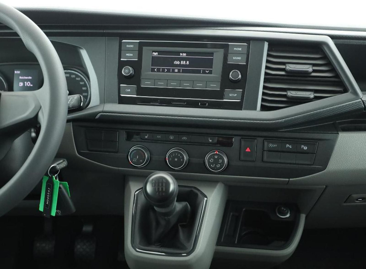 Volkswagen T6.1 Transporter LR FWD PDC SITZHZ TEMP AHK - Transport de personnes: photos 5 Volkswagen T6.1 Transporter LR FWD PDC SITZHZ TEMP AHK - Transport de personnes: photos 5