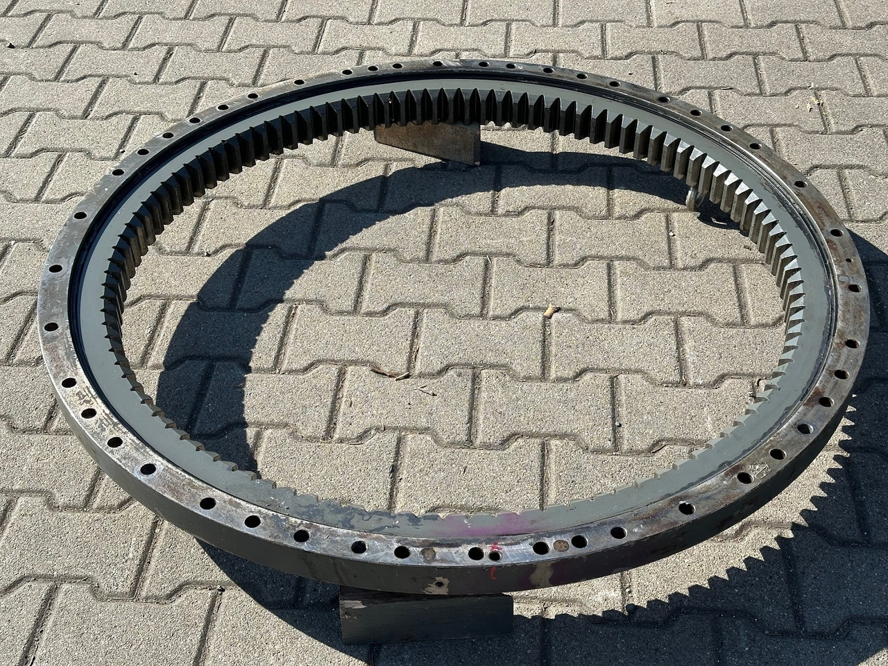 Liebherr Drehkranz - Kugeldrehverbindung Typ:KUD34VJ009-000. ID-Nr.90213287. R914RAIL,R914COMP,R914K-S,R914K-STD,R918LC,R918NLC,R918XLC,R920K-LC,R920K-NLC. #90213287.21155# - Couronne d'orientation pour Engins de chantier: photos 4 Liebherr Drehkranz - Kugeldrehverbindung Typ:KUD34VJ009-000. ID-Nr.90213287. R914RAIL,R914COMP,R914K-S,R914K-STD,R918LC,R918NLC,R918XLC,R920K-LC,R920K-NLC. #90213287.21155# - Couronne d'orientation pour Engins de chantier: photos 4