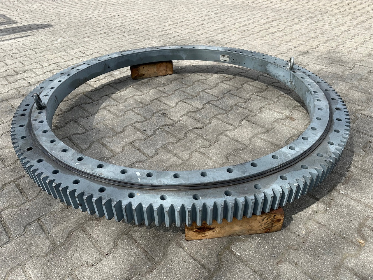 Liebherr Drehkranz - Kugeldrehverbindung Typ:KUD75 VA 007. ID-Nr.982860001. #10014# - Couronne d'orientation pour Engins de chantier: photos 2 Liebherr Drehkranz - Kugeldrehverbindung Typ:KUD75 VA 007. ID-Nr.982860001. #10014# - Couronne d'orientation pour Engins de chantier: photos 2