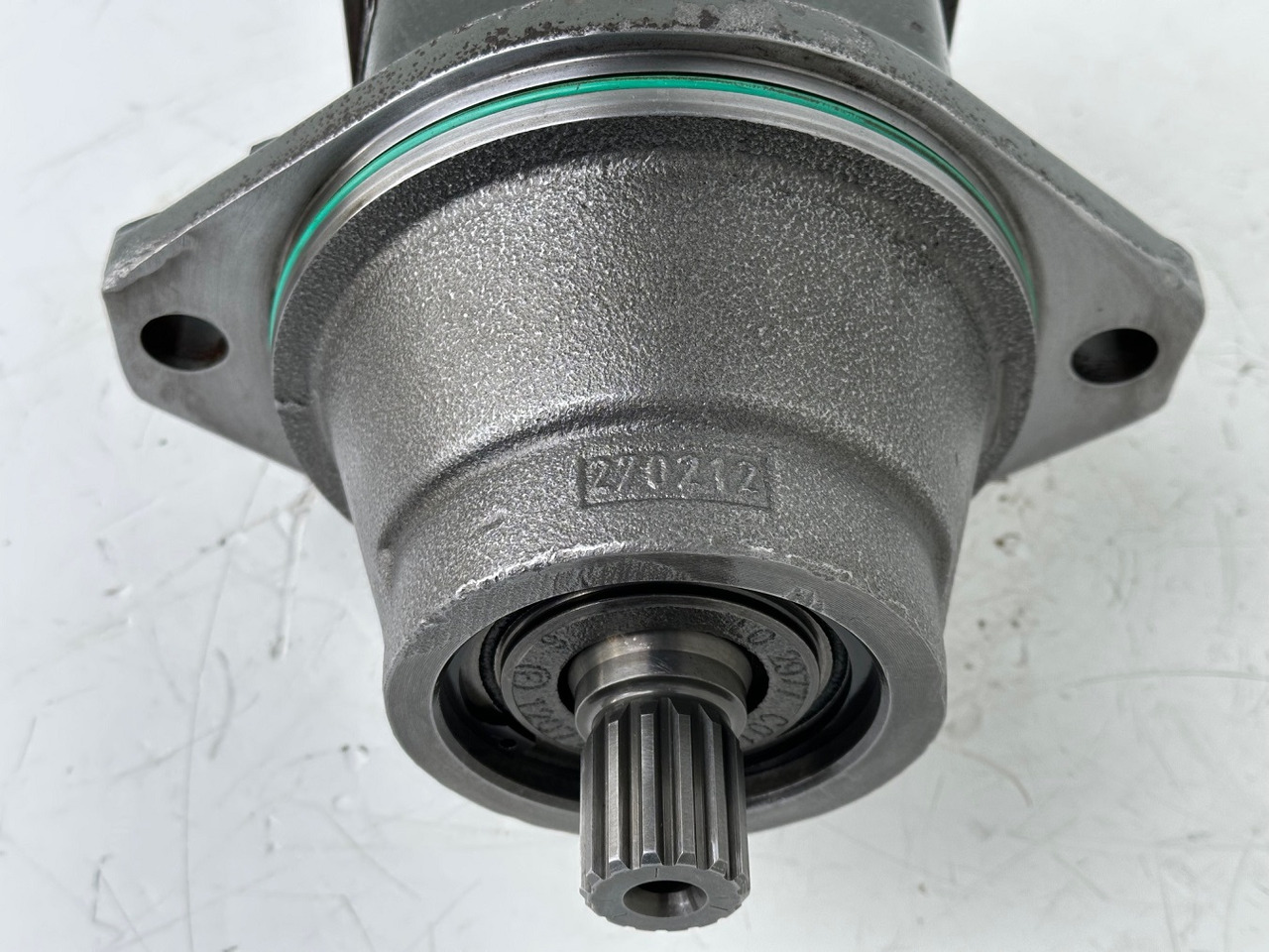 Moteur hydraulique pour Pelle sur chenille Liebherr Hydraulikeinbaumotor Typ:FMF045.  ID-Nr.9075181 - ID-Nr.10125041 - ID-Nr.10125043.  A309, A311, A312, A314, A316, A900, A904, A918, R313, R317, R900, R904.  #10125043.39905#: photos 12