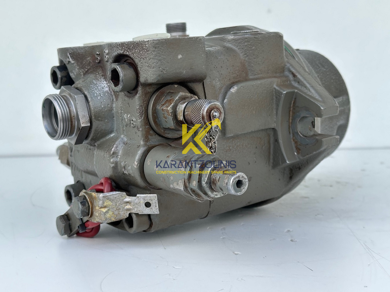Liebherr Hydraulikeinbaumotor Typ:FMF058, ID-Nr.10122576 - ID-Nr.10145827 - ID-Nr.11371069. LOS1906, P924 COMP , R906, R906 PROTO, R916, R922, R924, R924 COMP, R926 COMP, R926 K LC. #11371069.43199# - Moteur de rotation pour Engins de chantier: photos 4 Liebherr Hydraulikeinbaumotor Typ:FMF058, ID-Nr.10122576 - ID-Nr.10145827 - ID-Nr.11371069. LOS1906, P924 COMP , R906, R906 PROTO, R916, R922, R924, R924 COMP, R926 COMP, R926 K LC. #11371069.43199# - Moteur de rotation pour Engins de chantier: photos 4