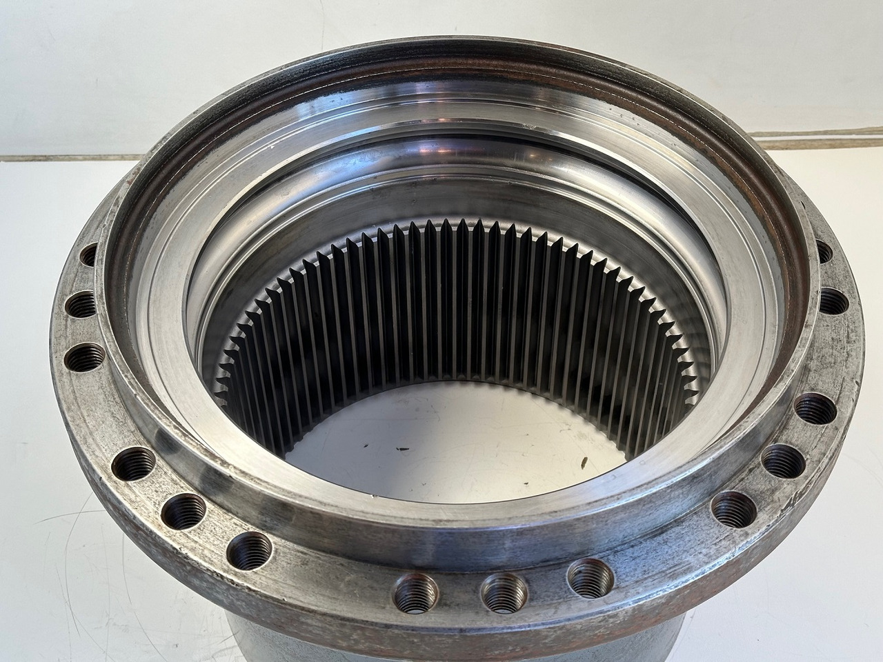 Liebherr Innenrad ID-Nr.90206742. FAT350P126 - FAT350P138. LOS1926 - R920 - R922 - R924 - R925 - R926 - R930 T.#90206742.18.12# - Moteur de translation pour Pelle sur chenille: photos 3 Liebherr Innenrad ID-Nr.90206742. FAT350P126 - FAT350P138. LOS1926 - R920 - R922 - R924 - R925 - R926 - R930 T.#90206742.18.12# - Moteur de translation pour Pelle sur chenille: photos 3