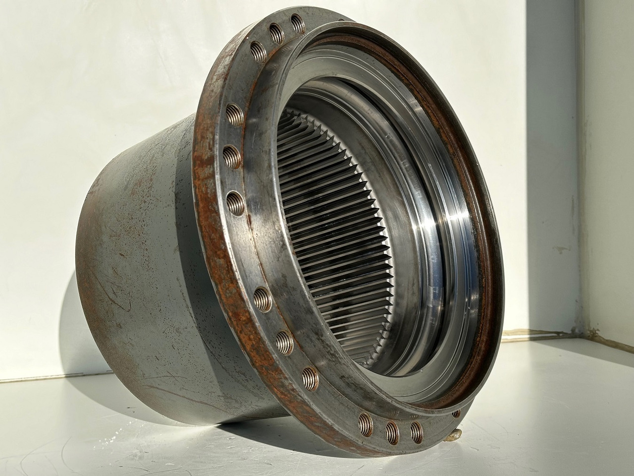 Liebherr Innenrad ID-Nr.90206742. FAT350P126 - FAT350P138. LOS1926 - R920 - R922 - R924 - R925 - R926 - R930 T.#90206742.18.12# - Moteur de translation pour Pelle sur chenille: photos 4 Liebherr Innenrad ID-Nr.90206742. FAT350P126 - FAT350P138. LOS1926 - R920 - R922 - R924 - R925 - R926 - R930 T.#90206742.18.12# - Moteur de translation pour Pelle sur chenille: photos 4