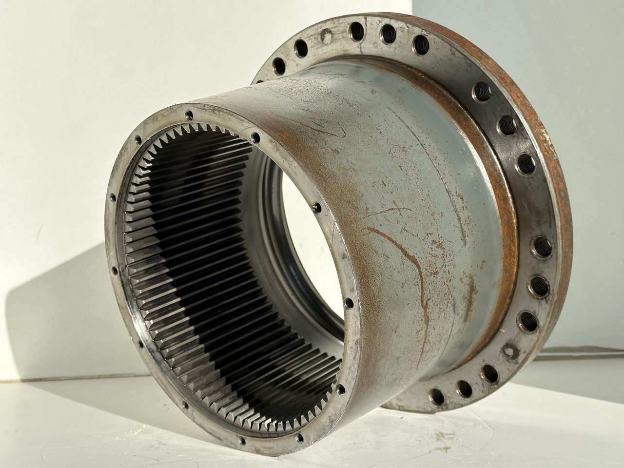 Liebherr Innenrad ID-Nr.90206742. FAT350P126 - FAT350P138. LOS1926 - R920 - R922 - R924 - R925 - R926 - R930 T.#90206742.18.12# - Moteur de translation pour Pelle sur chenille: photos 5 Liebherr Innenrad ID-Nr.90206742. FAT350P126 - FAT350P138. LOS1926 - R920 - R922 - R924 - R925 - R926 - R930 T.#90206742.18.12# - Moteur de translation pour Pelle sur chenille: photos 5