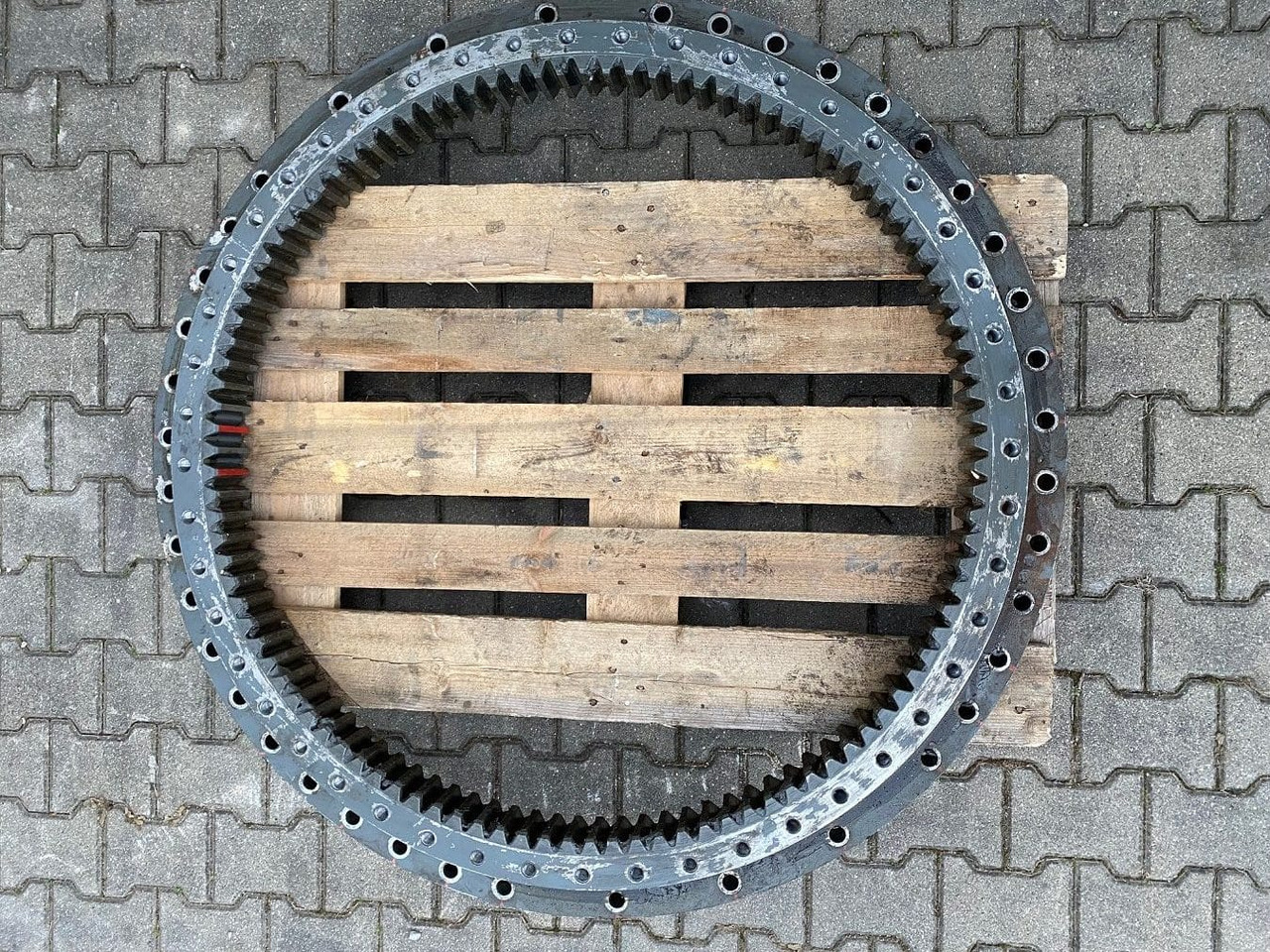 Liebherr Kugeldrehverbindung ID-Nr.90217104. Typ:KUD44VJ023. R926 K-LC. #11355# - Couronne d'orientation pour Pelle sur chenille: photos 5 Liebherr Kugeldrehverbindung ID-Nr.90217104. Typ:KUD44VJ023. R926 K-LC. #11355# - Couronne d'orientation pour Pelle sur chenille: photos 5