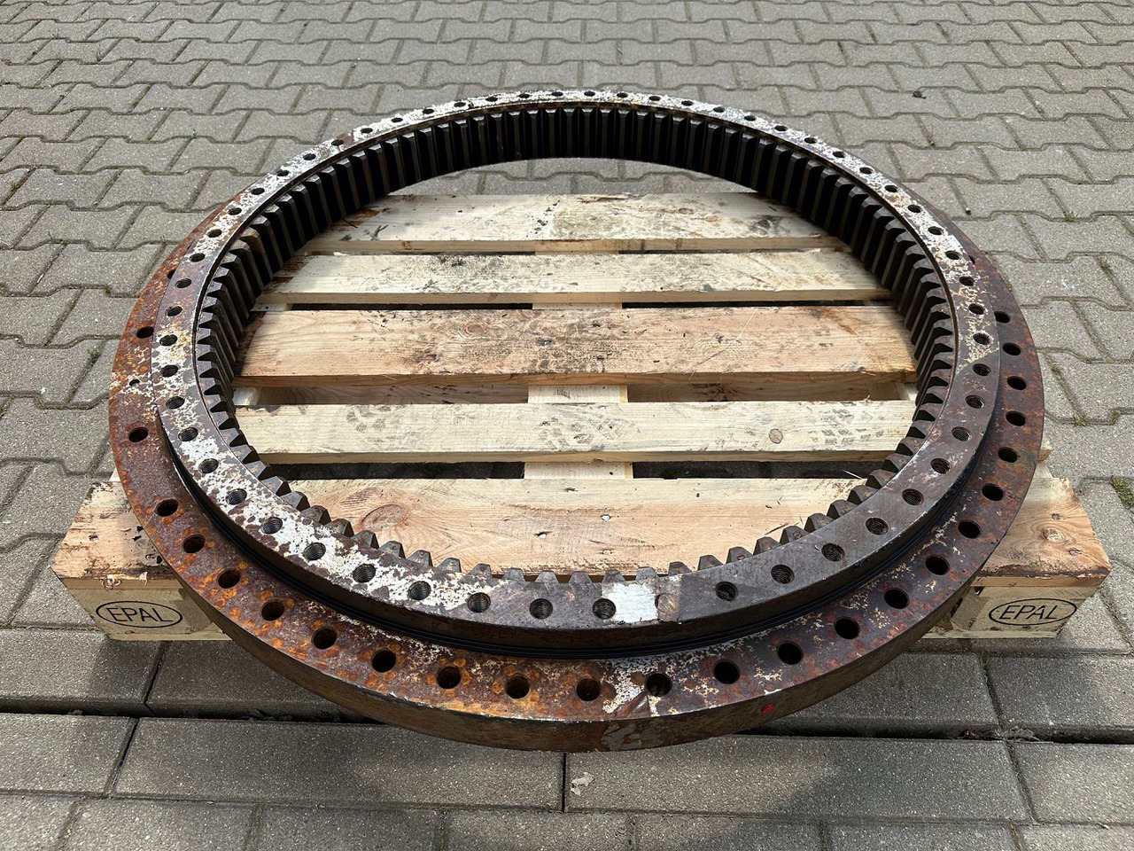 Couronne d'orientation pour Pelle sur chenille Liebherr Kugeldrehverbindung Typ:KUD64VJ003-001. ID-Nr.982751901 - ID-Nr.932833001.   A914B-LI, A914C-LI, A924C-LI, LH30, LH35, R914B, R914C, R922, R924B, R924 C, R924 COMP, P924 C.  #0115#: photos 6