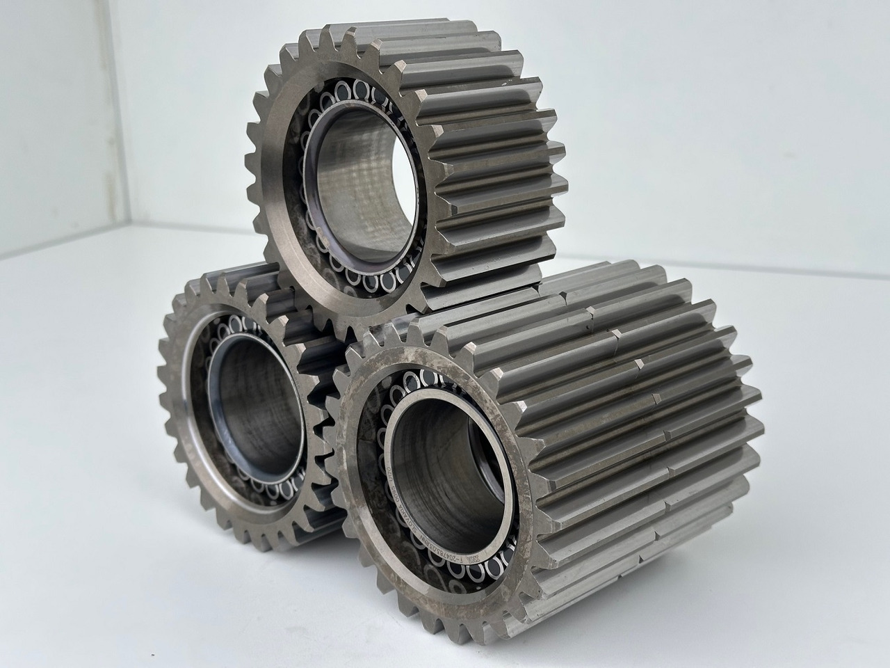 Liebherr Planetenrad ID-Nr.90205840. FAT350P126 - FAT350P138. R920 - R922 - R924 - R925 - R926 - R930 T. #90205840.09.11# - Moteur de translation pour Engins de chantier: photos 2 Liebherr Planetenrad ID-Nr.90205840. FAT350P126 - FAT350P138. R920 - R922 - R924 - R925 - R926 - R930 T. #90205840.09.11# - Moteur de translation pour Engins de chantier: photos 2