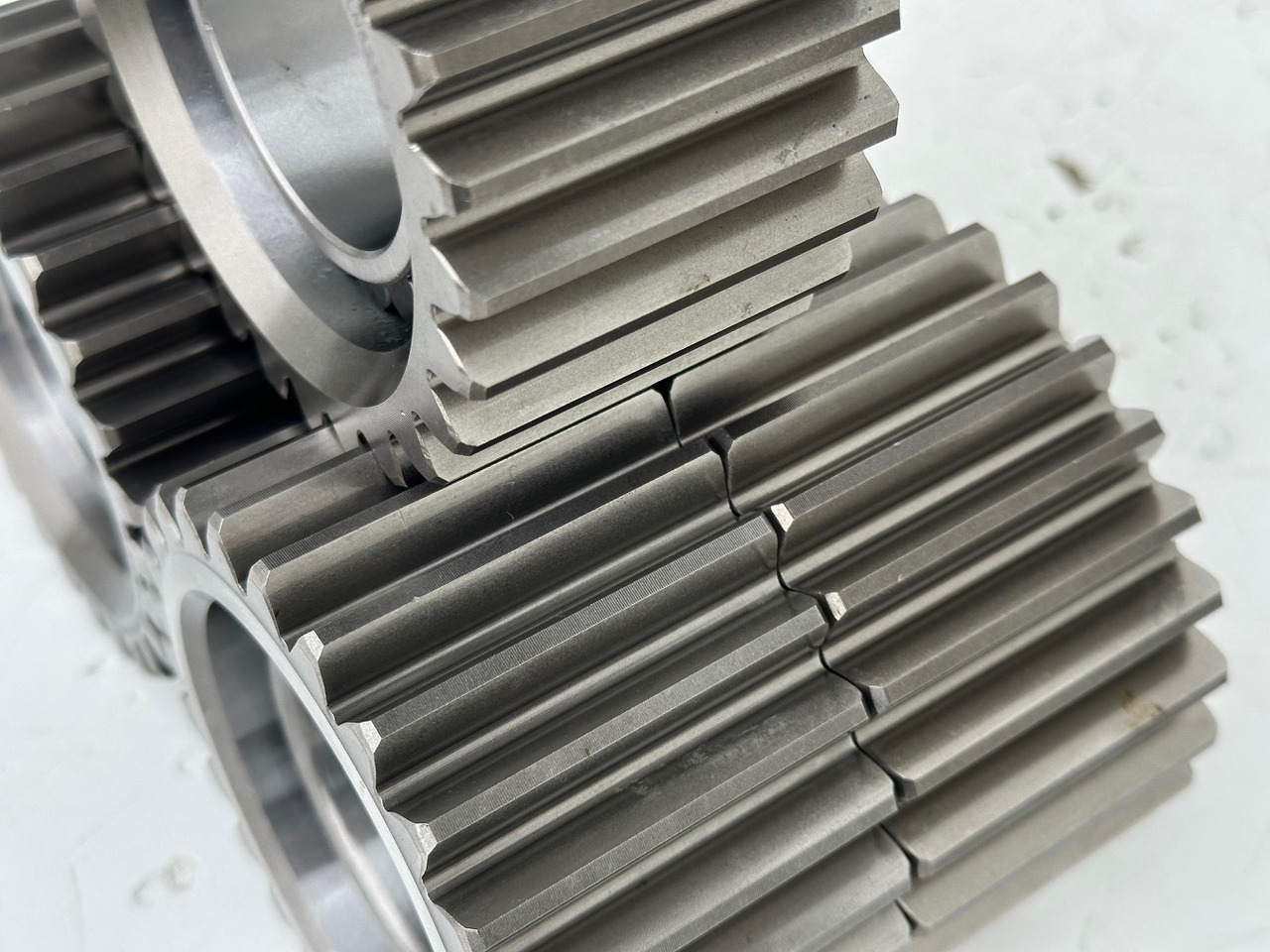 Liebherr Planetenrad ID-Nr.90205840. FAT350P126 - FAT350P138. R920 - R922 - R924 - R925 - R926 - R930 T. #90205840.22.05.02# - Moteur de translation pour Pelle sur chenille: photos 4 Liebherr Planetenrad ID-Nr.90205840. FAT350P126 - FAT350P138. R920 - R922 - R924 - R925 - R926 - R930 T. #90205840.22.05.02# - Moteur de translation pour Pelle sur chenille: photos 4