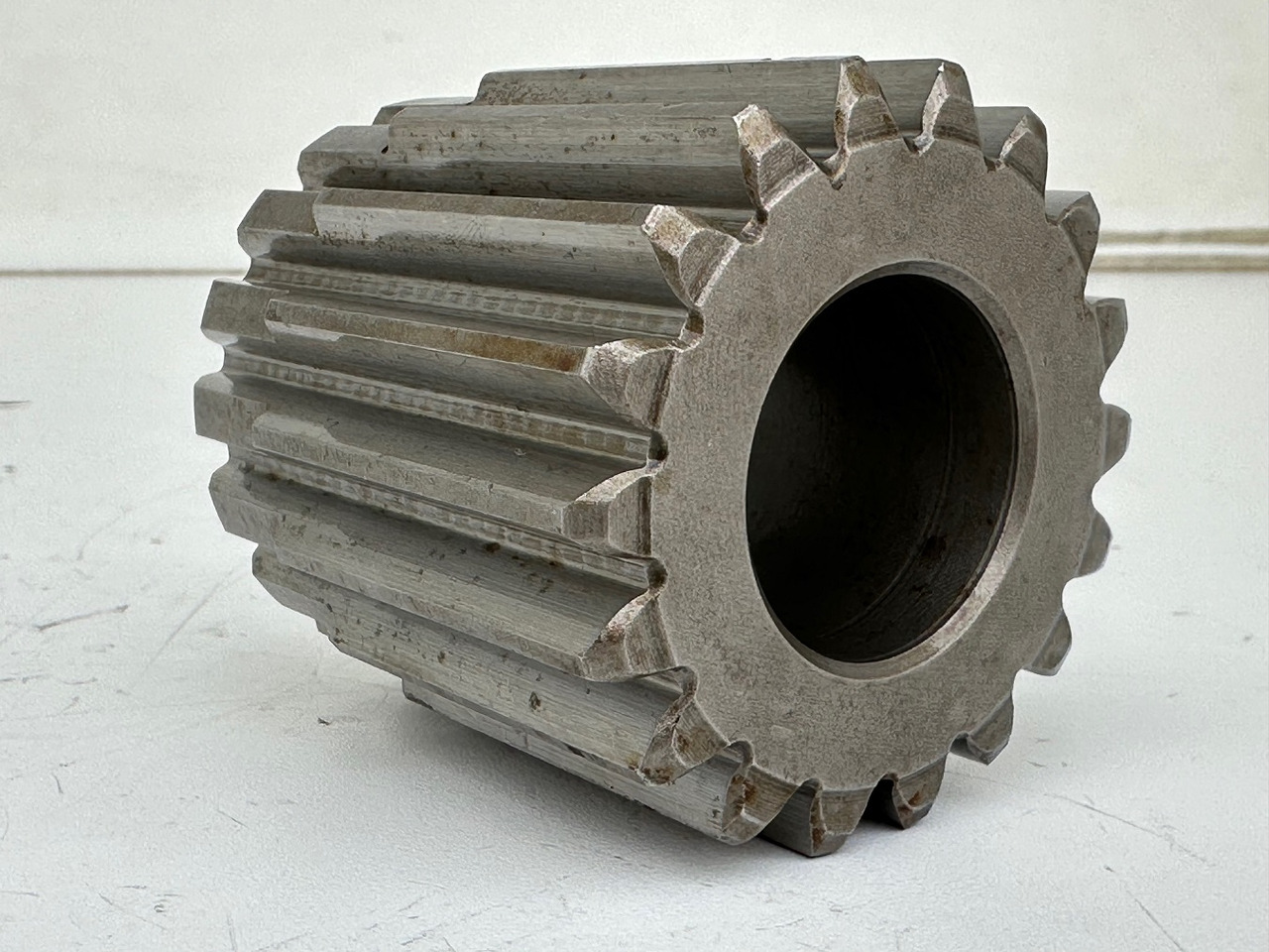 Liebherr Sonnenrad ID-Nr.9441708 - ID-Nr.944170803. SAT300/213. E942, LOS942, LOS944, P944, R942, R944, R944B. #9441708.30.03# - Moteur de rotation pour Pelle: photos 3 Liebherr Sonnenrad ID-Nr.9441708 - ID-Nr.944170803. SAT300/213. E942, LOS942, LOS944, P944, R942, R944, R944B. #9441708.30.03# - Moteur de rotation pour Pelle: photos 3