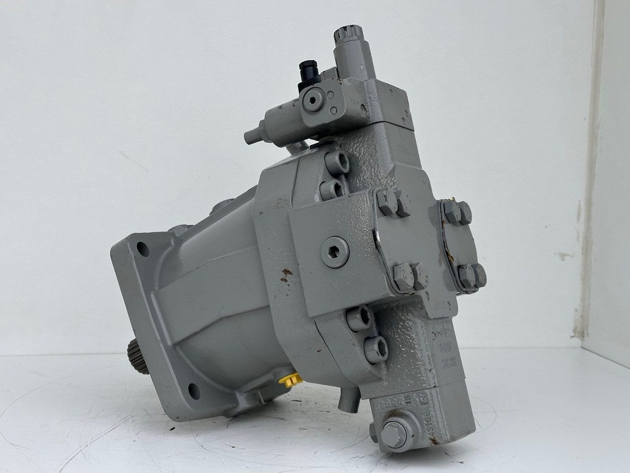 Liebherr Verstellmotor ID-Nr.510240108 - Hydromatik Rexroth Axialkolben-Verstellmotor Typ:A6VM140EP2D/63W-VZB017HB. #24338070# - Moteur hydraulique pour Grue sur chenilles: photos 3 Liebherr Verstellmotor ID-Nr.510240108 - Hydromatik Rexroth Axialkolben-Verstellmotor Typ:A6VM140EP2D/63W-VZB017HB. #24338070# - Moteur hydraulique pour Grue sur chenilles: photos 3