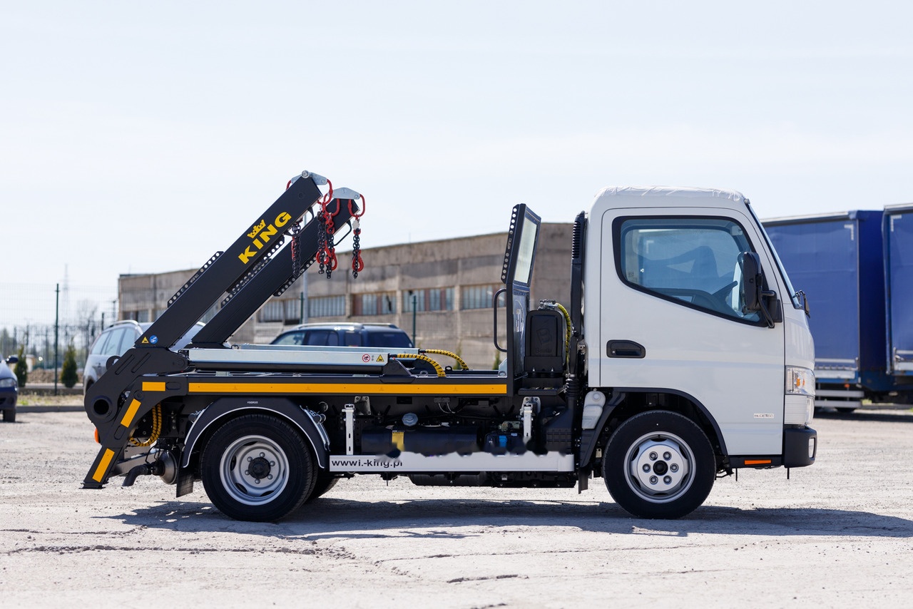 MITSUBISHI Fuso Canter 9C18 - Camion multibenne: photos 2 MITSUBISHI Fuso Canter 9C18 - Camion multibenne: photos 2