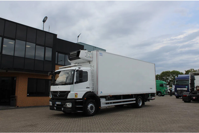 Mercedes-Benz Axor 1829 * MANAUL * EURO5 * 4X2 * CARRIER SUPRA 850 * - Camion frigorifique: photos 1 Mercedes-Benz Axor 1829 * MANAUL * EURO5 * 4X2 * CARRIER SUPRA 850 * - Camion frigorifique: photos 1
