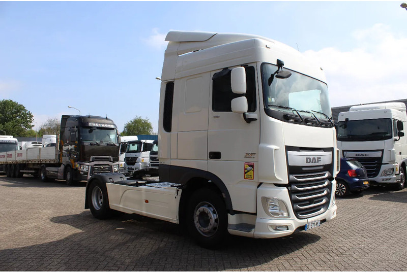 DAF XF 510 * RETARDER * 4X2 * - Tracteur routier: photos 5 DAF XF 510 * RETARDER * 4X2 * - Tracteur routier: photos 5
