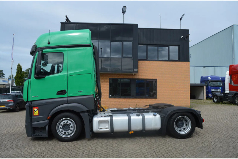 Mercedes-Benz Actros 1942 * 4x2 * 2 TANK * MEGA * - Tracteur routier: photos 4 Mercedes-Benz Actros 1942 * 4x2 * 2 TANK * MEGA * - Tracteur routier: photos 4