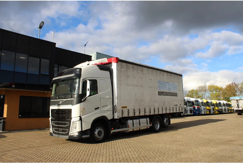 Volvo FH 420 * EURO5 * 6X2 * MANUAL * - Camion à rideaux coulissants: photos 1 Volvo FH 420 * EURO5 * 6X2 * MANUAL * - Camion à rideaux coulissants: photos 1