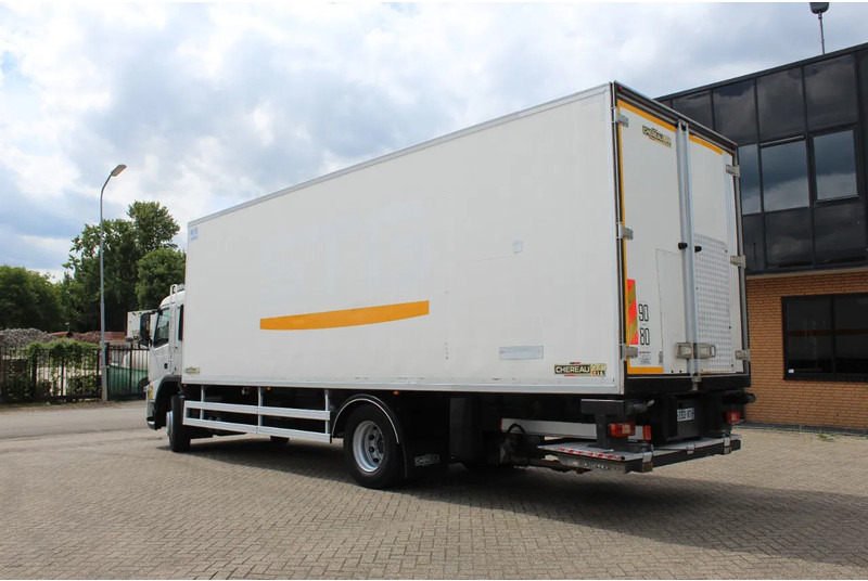 Volvo FM 330 * EURO5 * CARRIER SUPRA SILENT MT * - Camion frigorifique: photos 2 Volvo FM 330 * EURO5 * CARRIER SUPRA SILENT MT * - Camion frigorifique: photos 2