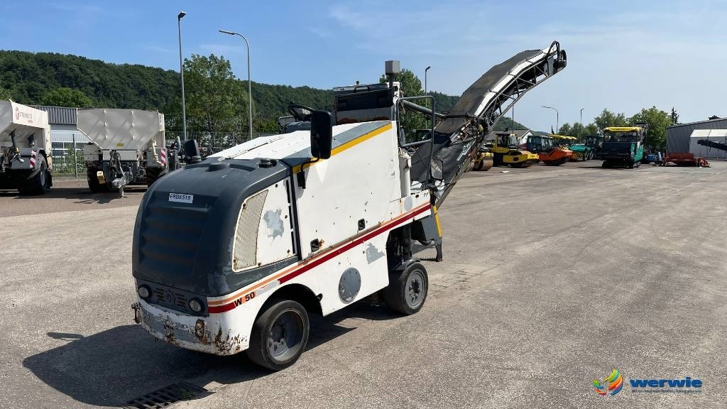 Wirtgen W50 - Fraiseuse à froid: photos 5 Wirtgen W50 - Fraiseuse à froid: photos 5