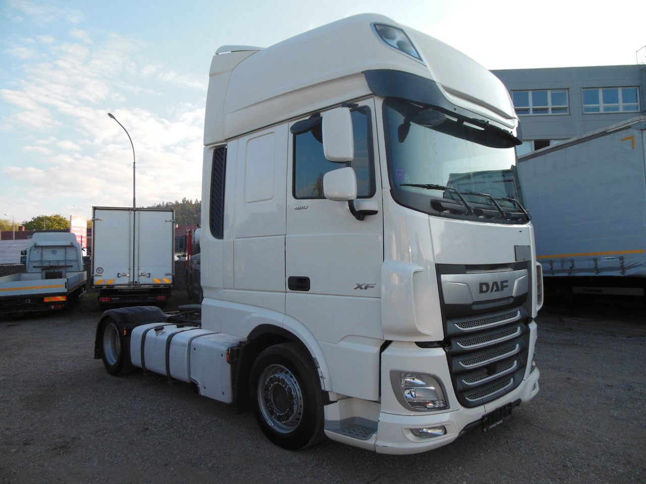 DAF XF 106.480 SSC, LOWDECK, STANDKLIMA, TOP!!! - Tracteur routier: photos 2 DAF XF 106.480 SSC, LOWDECK, STANDKLIMA, TOP!!! - Tracteur routier: photos 2