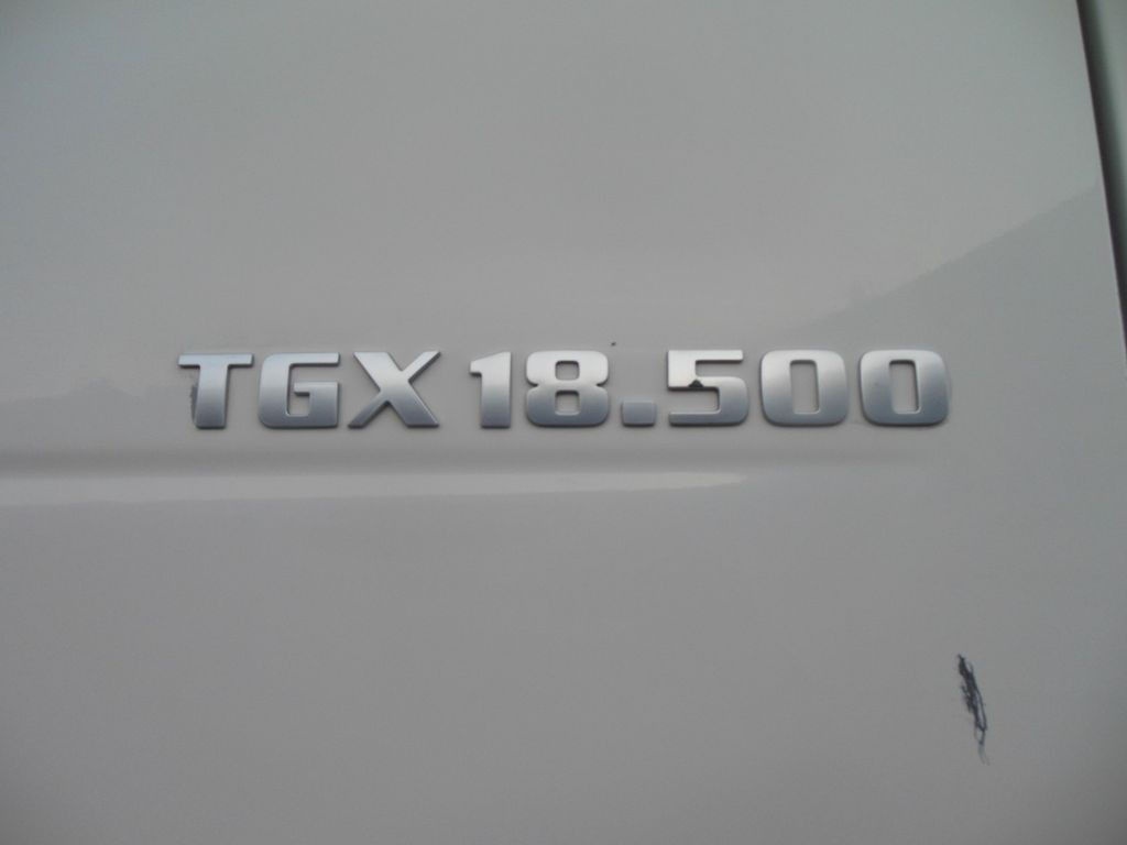 MAN TGX 18.500 XXL, RETARDER, TOP STAND - Tracteur routier: photos 5 MAN TGX 18.500 XXL, RETARDER, TOP STAND - Tracteur routier: photos 5