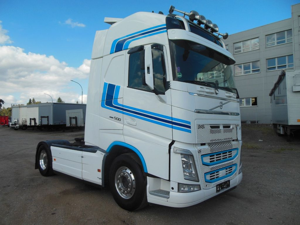 Volvo FH 13/500, GLOBE XL, HYDRAULIK, ALU FELGEN, TOP! - Tracteur routier: photos 2 Volvo FH 13/500, GLOBE XL, HYDRAULIK, ALU FELGEN, TOP! - Tracteur routier: photos 2