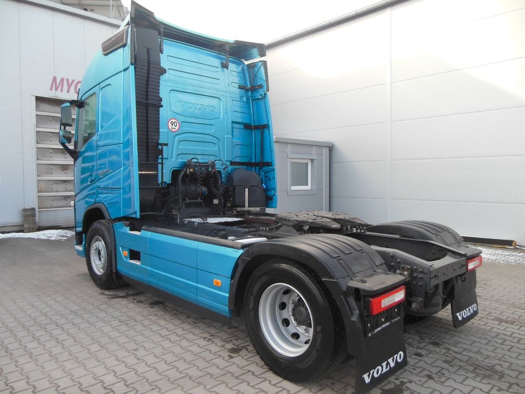Volvo FH 13/540, KIPPHYDRAULIK, 3 STÜCKS!!! - Tracteur routier: photos 4 Volvo FH 13/540, KIPPHYDRAULIK, 3 STÜCKS!!! - Tracteur routier: photos 4