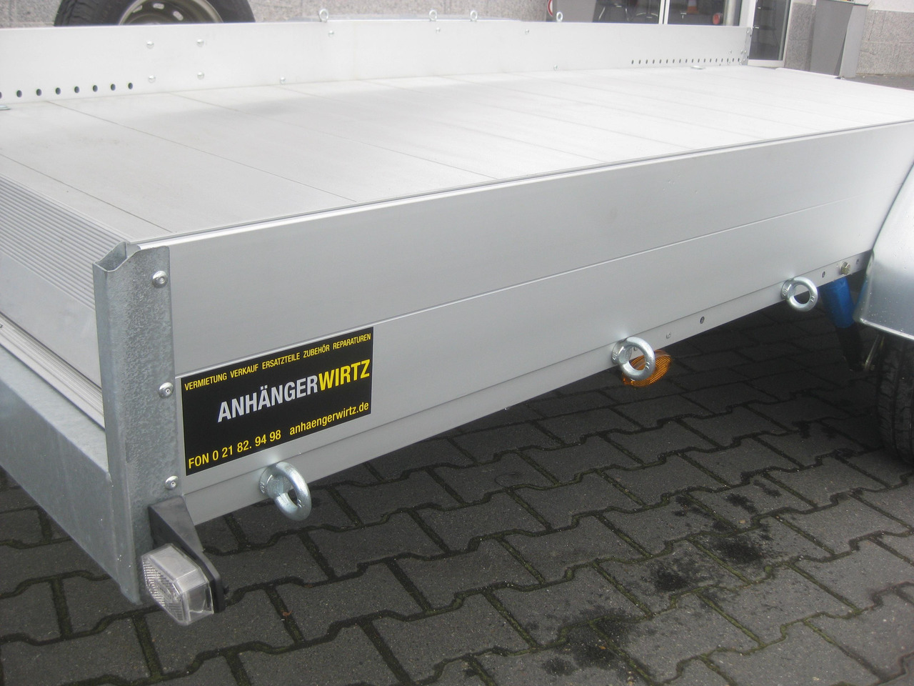 Anssems Transporter AMT 2500 407x180x18cm Aluboden Alurampen Seilwinde 2500kg online - Remorque porte-voitures: photos 4 Anssems Transporter AMT 2500 407x180x18cm Aluboden Alurampen Seilwinde 2500kg online - Remorque porte-voitures: photos 4