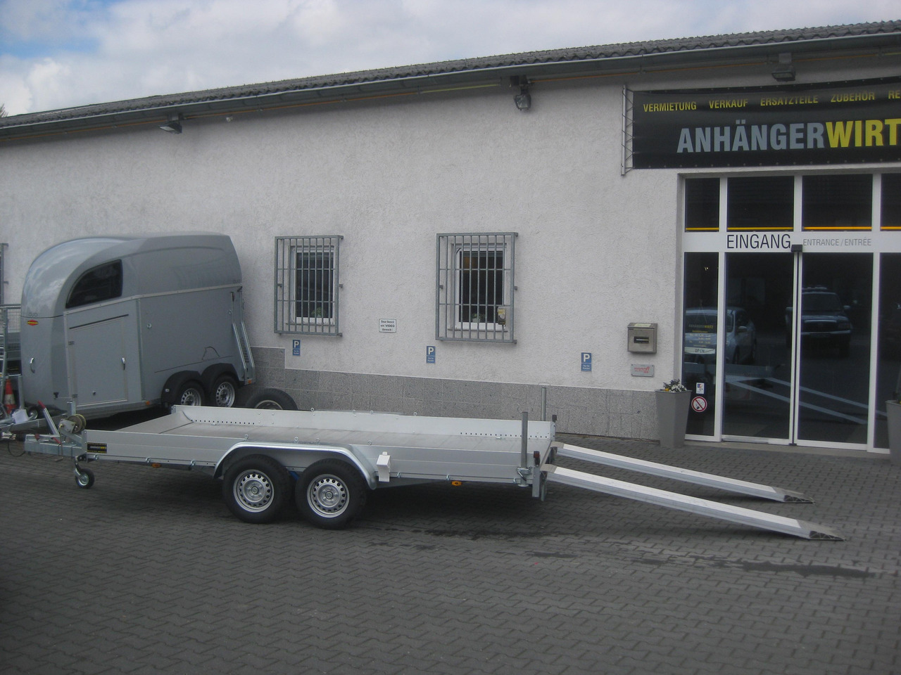 Anssems Transporter AMT 2500 407x180x18cm Aluboden Alurampen Seilwinde 2500kg online - Remorque porte-voitures: photos 1 Anssems Transporter AMT 2500 407x180x18cm Aluboden Alurampen Seilwinde 2500kg online - Remorque porte-voitures: photos 1