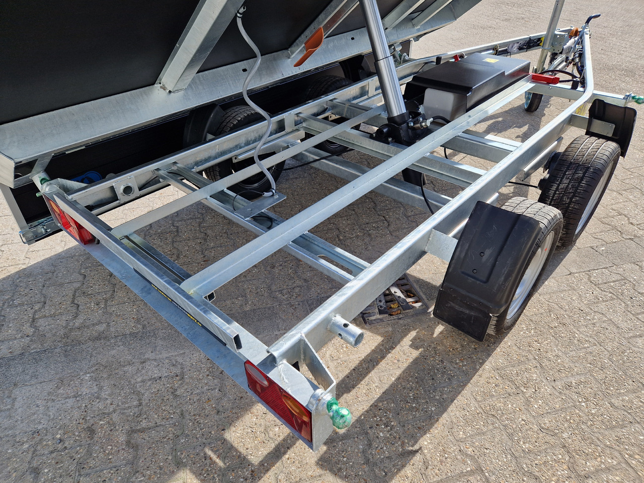 Remorque benne Cheval Liberte Kipper PW 3.3 35 black 330x180x35cm Elektro 3500kg Modell 09.2024: photos 8