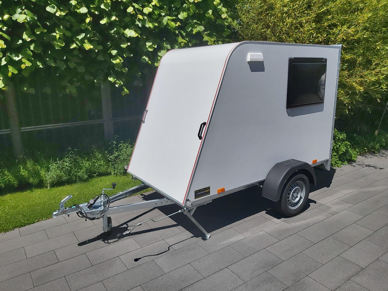 Kargo Camp TFS S Mini 250x125x150cm aero Reling 2 Fenster Dachluke (S) 750kg Abverkauf - Caravane: photos 2 Kargo Camp TFS S Mini 250x125x150cm aero Reling 2 Fenster Dachluke (S) 750kg Abverkauf - Caravane: photos 2