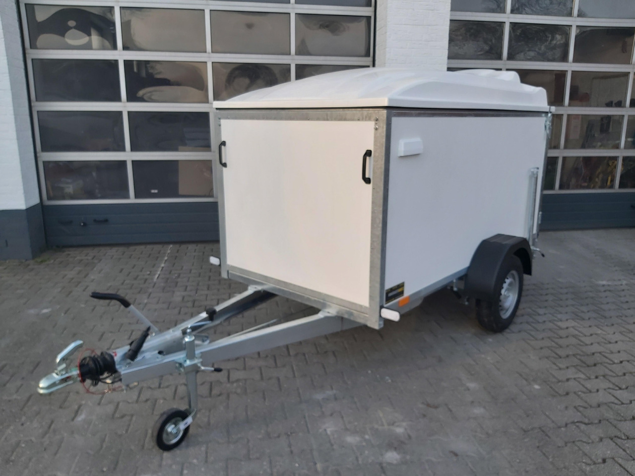 Kargo Deckel TFDL 250.01 245x130x140cm Heckrampe Stützen (S) 100km/H 1300kg Aktion - Remorque pour moto: photos 2 Kargo Deckel TFDL 250.01 245x130x140cm Heckrampe Stützen (S) 100km/H 1300kg Aktion - Remorque pour moto: photos 2