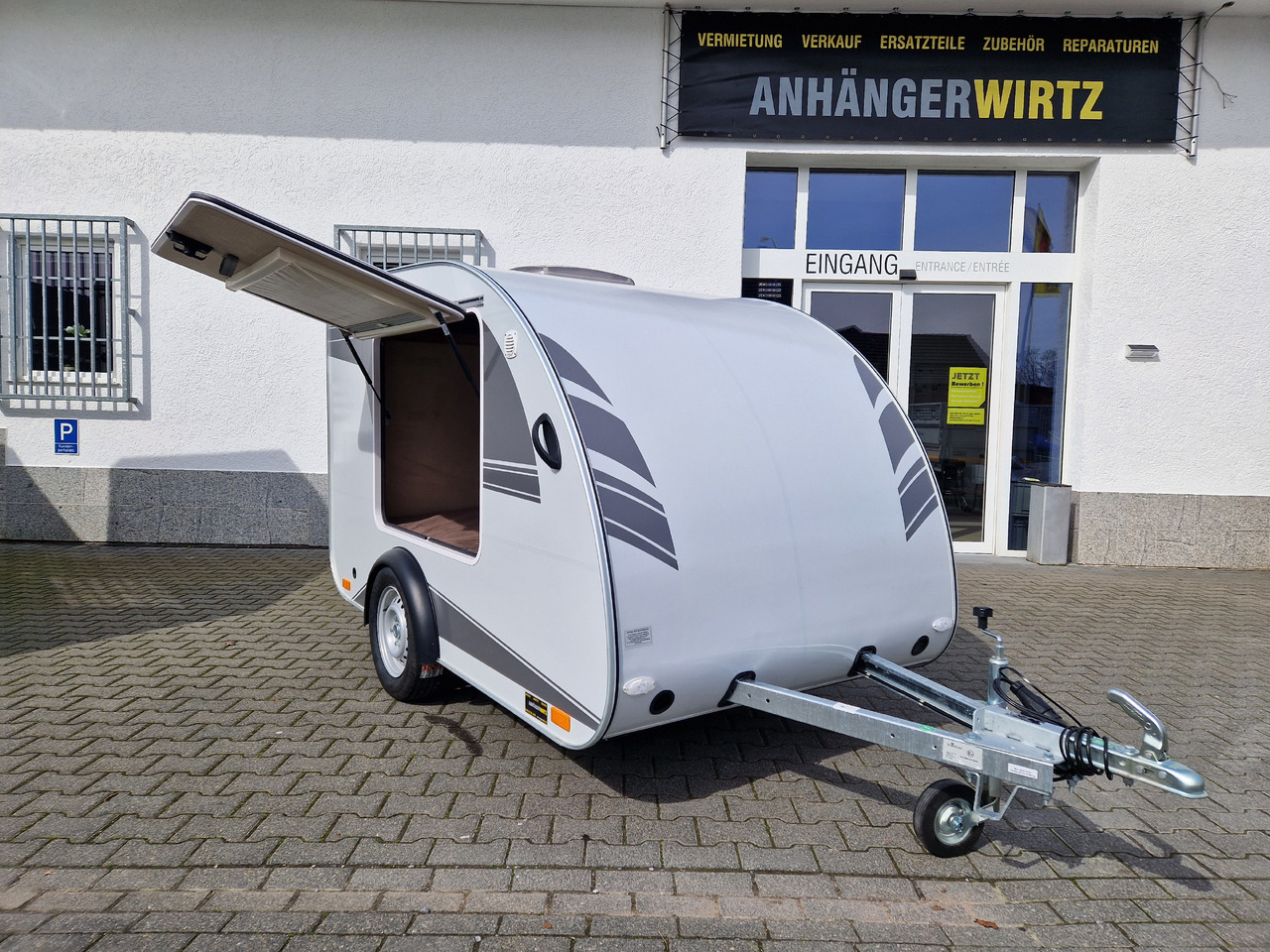 Mini Camper Mini Tommy TMC25 Basic 252x140x121cm 100 km/H 750kg ungebremst Januar AKTION - Caravane: photos 2 Mini Camper Mini Tommy TMC25 Basic 252x140x121cm 100 km/H 750kg ungebremst Januar AKTION - Caravane: photos 2