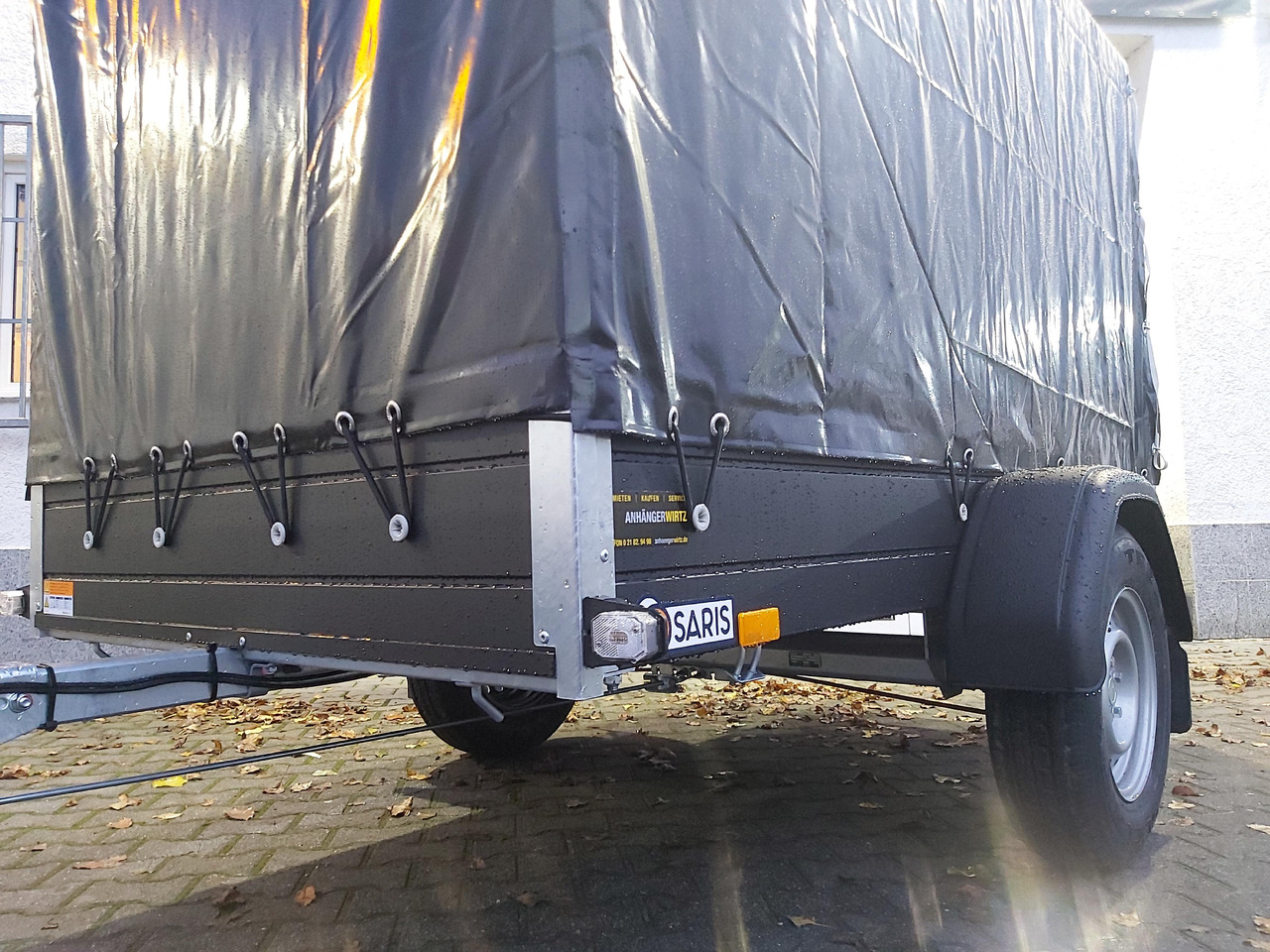 Saris Anhänger DV135 McAlu Pro MP 255x133x150cm Hochplane black (S)1350kg black deal Januar Aktio - Remorque voiture: photos 2 Saris Anhänger DV135 McAlu Pro MP 255x133x150cm Hochplane black (S)1350kg black deal Januar Aktio - Remorque voiture: photos 2