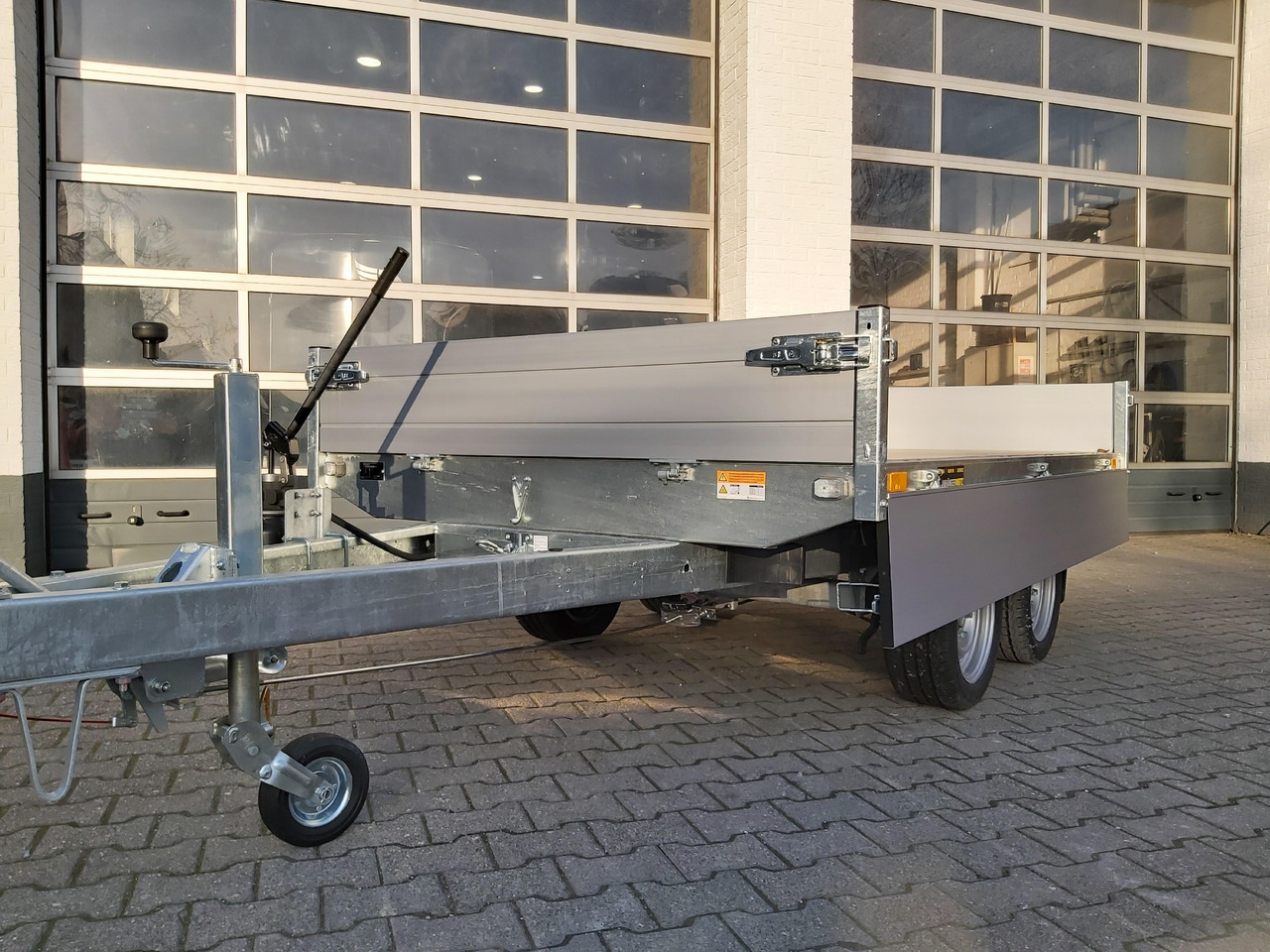 Saris Kipper K1 276 170 2700 2 276x170x30cm Handpumpe 13" 2700kg - Remorque benne: photos 3 Saris Kipper K1 276 170 2700 2 276x170x30cm Handpumpe 13" 2700kg - Remorque benne: photos 3