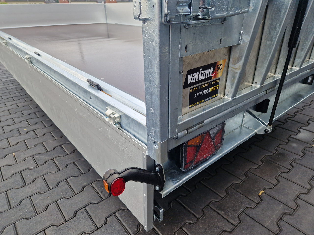 Variant Maschinentransporter 3552 UX Maxi Load 520x210x30cm Tandem Parabelfederung LED 3500kg - Remorque porte engin: photos 3 Variant Maschinentransporter 3552 UX Maxi Load 520x210x30cm Tandem Parabelfederung LED 3500kg - Remorque porte engin: photos 3