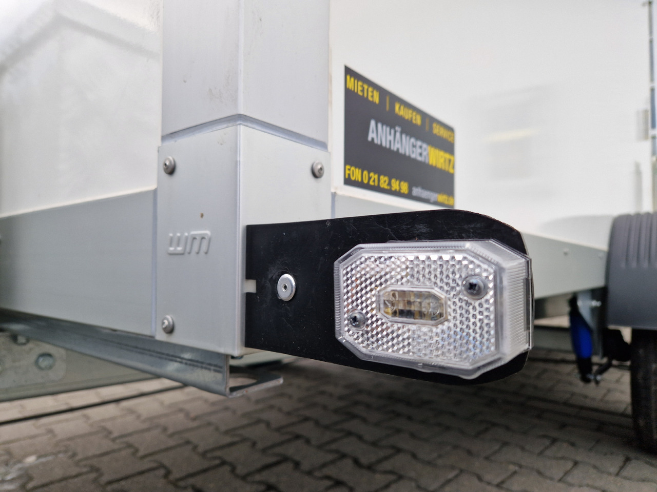 WM Meyer Koffer AZ 2035/151 S35 351x151x185cm (L) 2000kg - Remorque fourgon: photos 3 WM Meyer Koffer AZ 2035/151 S35 351x151x185cm (L) 2000kg - Remorque fourgon: photos 3