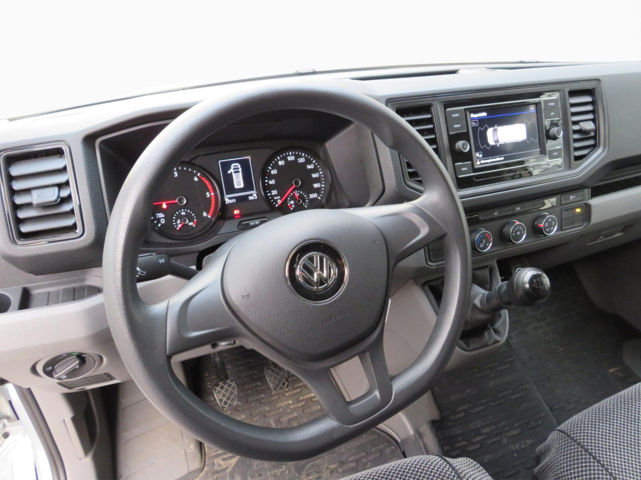 VOLKSWAGEN Crafter 35 L4H3 Doka Kasten Klima AHK Navi ZV - Fourgon utilitaire, Utilitaire double cabine: photos 2 VOLKSWAGEN Crafter 35 L4H3 Doka Kasten Klima AHK Navi ZV - Fourgon utilitaire, Utilitaire double cabine: photos 2