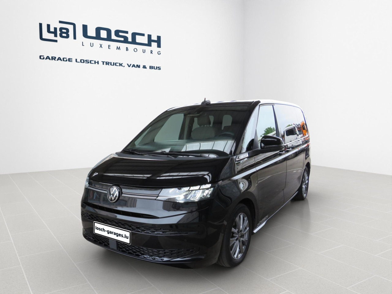 VOLKSWAGEN T7 Multivan 2.0 TDI 110 kW Life Navi LED Klima - Voiture: photos 1 VOLKSWAGEN T7 Multivan 2.0 TDI 110 kW Life Navi LED Klima - Voiture: photos 1