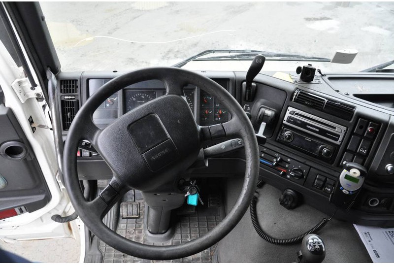 Volvo FM12 380 4X2 - Camion porte-conteneur/ Caisse mobile: photos 5 Volvo FM12 380 4X2 - Camion porte-conteneur/ Caisse mobile: photos 5
