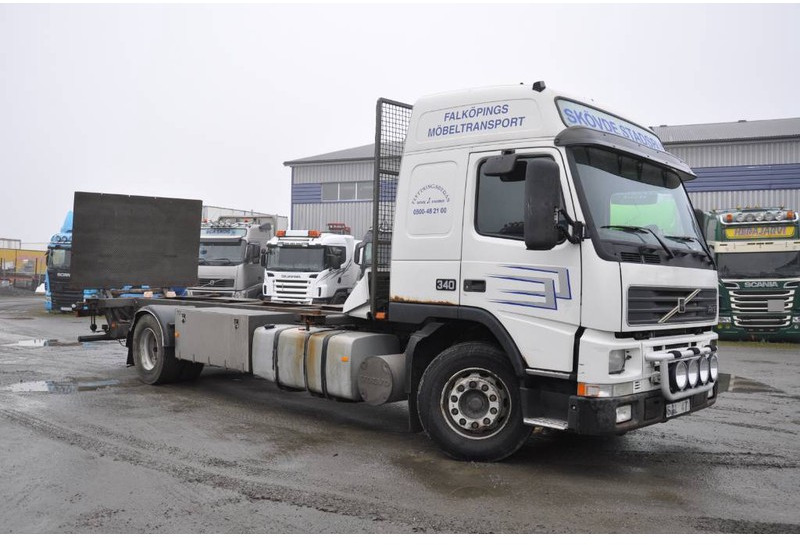 Volvo FM12 380 4X2 - Camion porte-conteneur/ Caisse mobile: photos 1 Volvo FM12 380 4X2 - Camion porte-conteneur/ Caisse mobile: photos 1