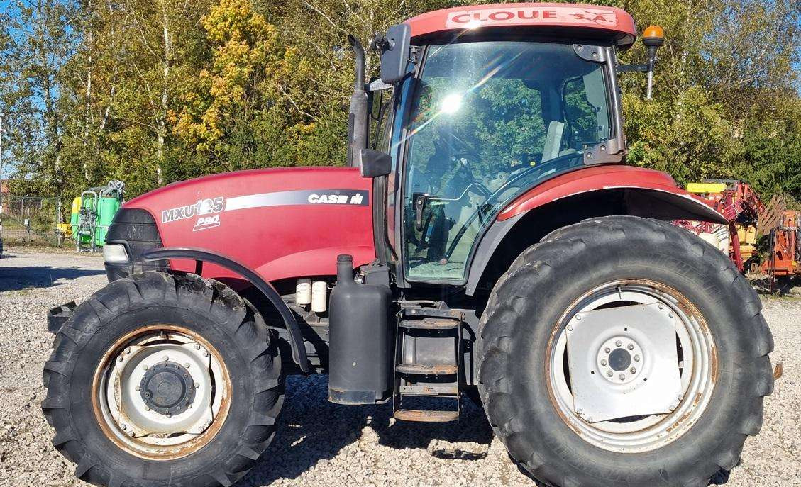 Case-IH MXU 125 Pro - Tracteur agricole: photos 2 Case-IH MXU 125 Pro - Tracteur agricole: photos 2