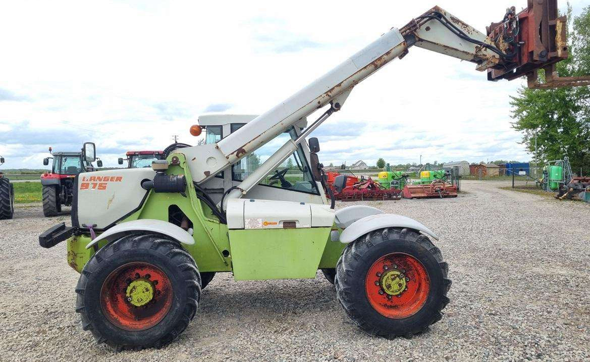 Claas Ranger 975 - Tracteur agricole: photos 1 Claas Ranger 975 - Tracteur agricole: photos 1