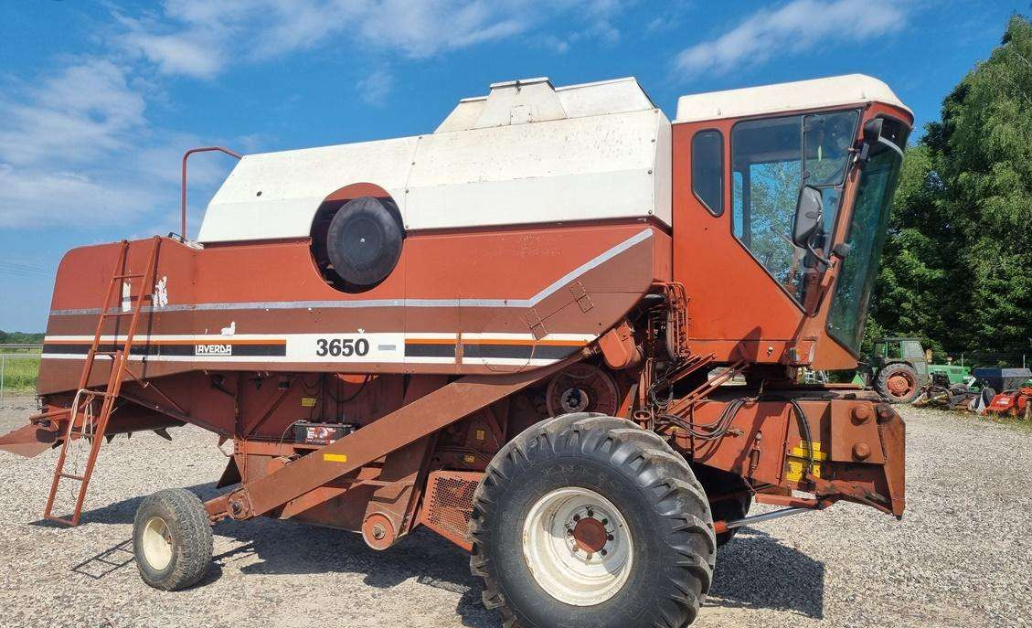 Laverda 3650 - Moissonneuse-batteuse: photos 2 Laverda 3650 - Moissonneuse-batteuse: photos 2