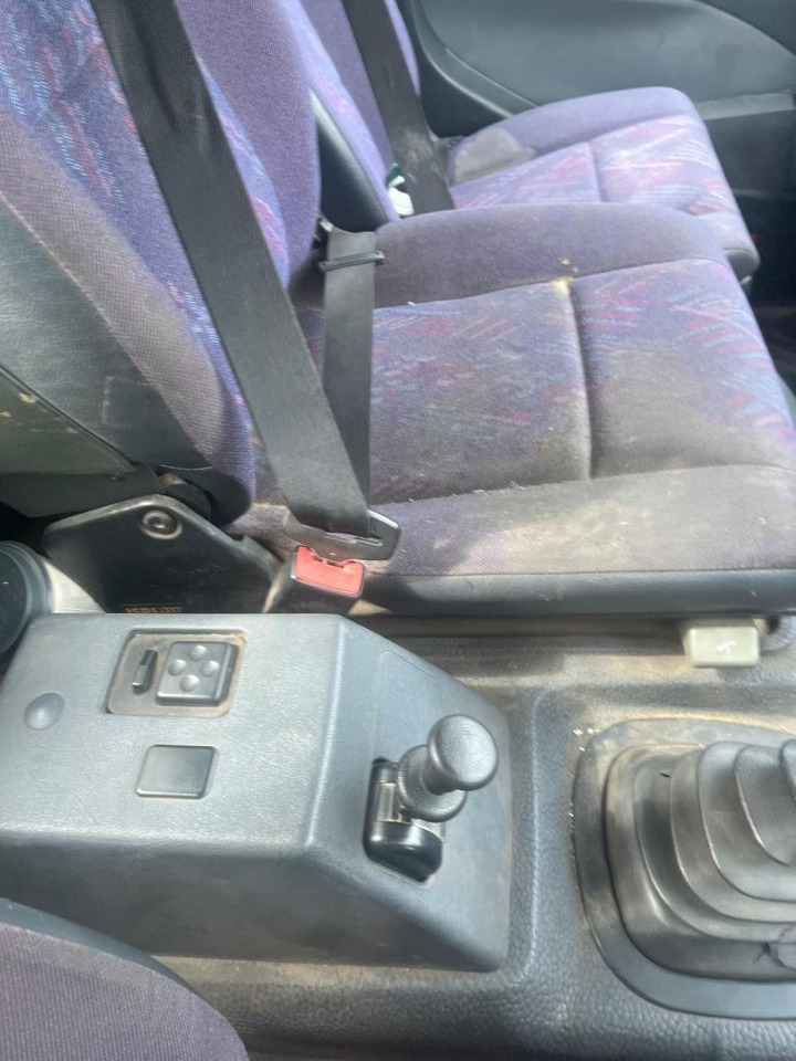 Camion plateau, Camion grue Mercedes Atego 1623 4x2 Rigid: photos 8