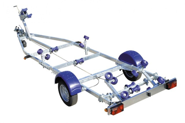 Brenderup Brenderup Premium Bootsanhänger 201300B SRX mit Superrollen, 1,3 to. 6,0m/ 20 Fuß - Remorque bateau: photos 1 Brenderup Brenderup Premium Bootsanhänger 201300B SRX mit Superrollen, 1,3 to. 6,0m/ 20 Fuß - Remorque bateau: photos 1