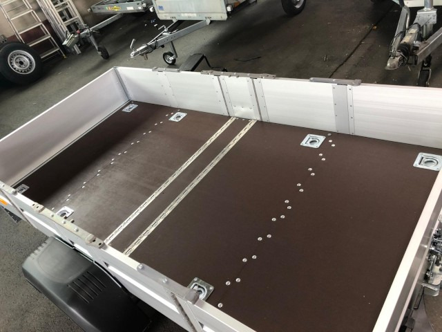 Faltos Pureline Vorteilsaktion, 750 kg, 2420 x 1420 x 300 mm - Remorque voiture: photos 5 Faltos Pureline Vorteilsaktion, 750 kg, 2420 x 1420 x 300 mm - Remorque voiture: photos 5