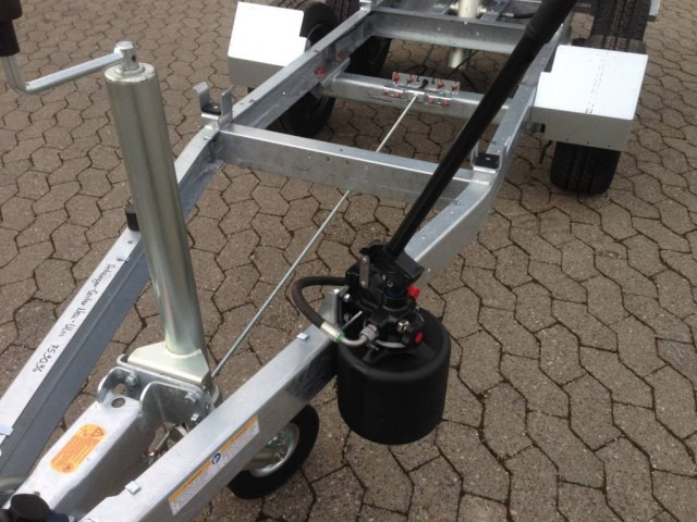Humbaur HUK 303117 Heckkipper 3,0 t. 3140 x 1750 x 300 mm - Remorque benne: photos 4 Humbaur HUK 303117 Heckkipper 3,0 t. 3140 x 1750 x 300 mm - Remorque benne: photos 4