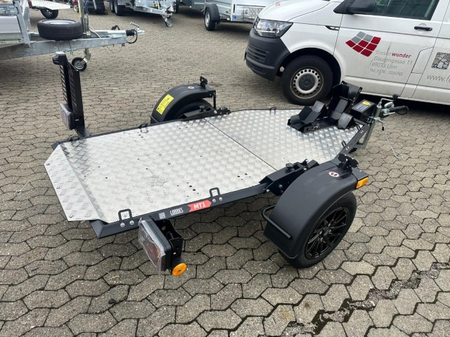 Lorries Motorradanhänger MT-1, 0,75 to. 245 x 99 cm, Alu-Felgen - Remorque pour moto: photos 5 Lorries Motorradanhänger MT-1, 0,75 to. 245 x 99 cm, Alu-Felgen - Remorque pour moto: photos 5
