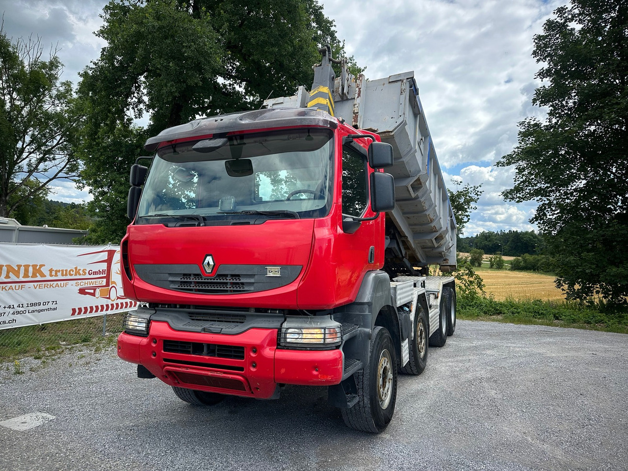 RENAULT / RENAULT TRUCKS Kerax 450 8x2 Abroller - Camion ampliroll: photos 1 RENAULT / RENAULT TRUCKS Kerax 450 8x2 Abroller - Camion ampliroll: photos 1